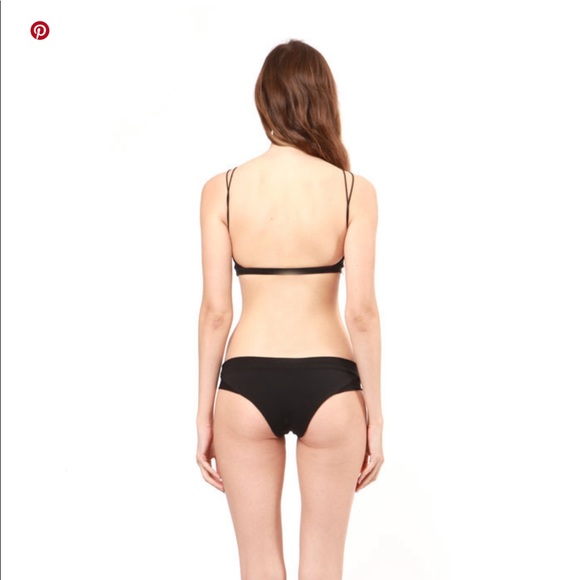 Samantha eng brallet - Picture 3 of 5